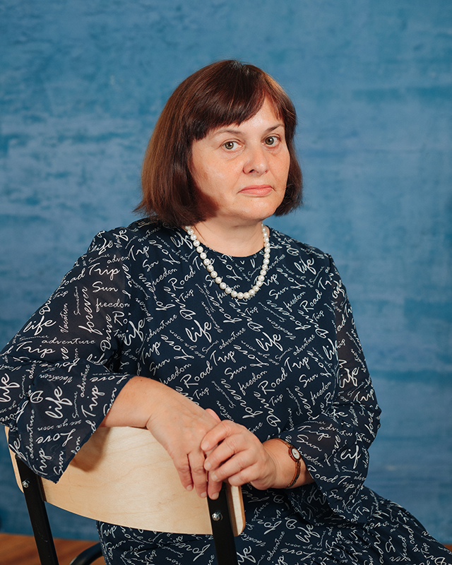 Новикова Елена Романовна.