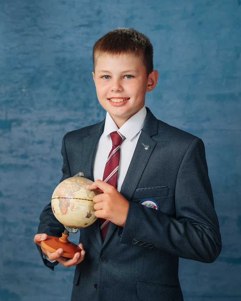 Григорьев Константин.