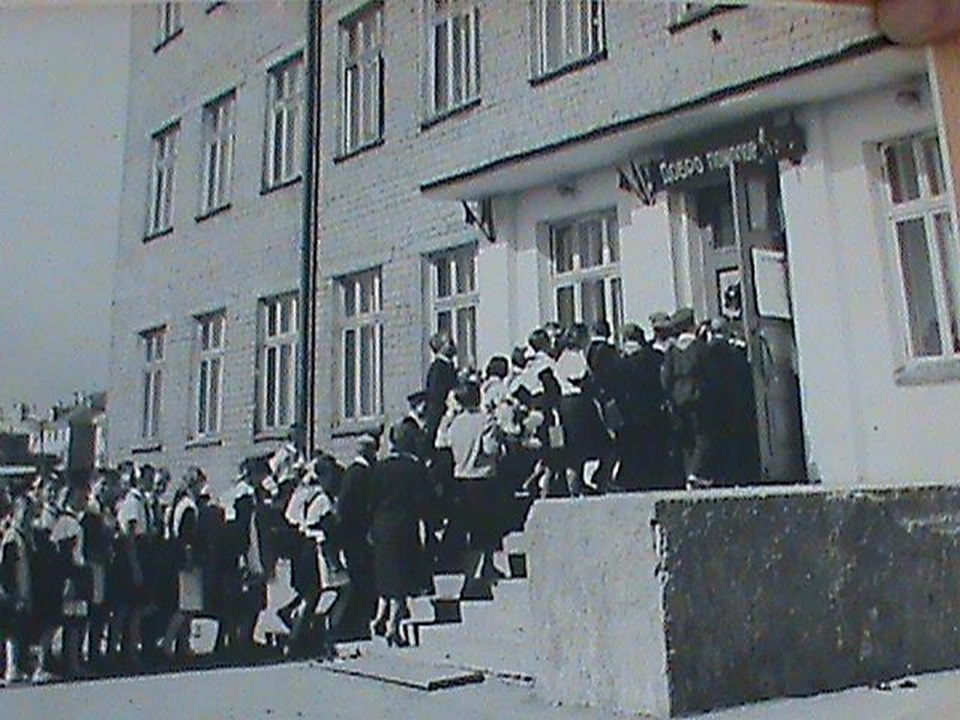 Фотография школы.